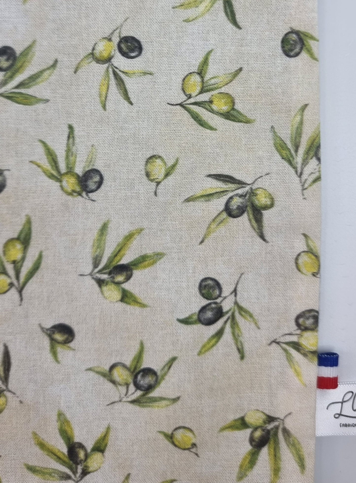 Doudou d’éveil — Petites Olives Beige Llooni