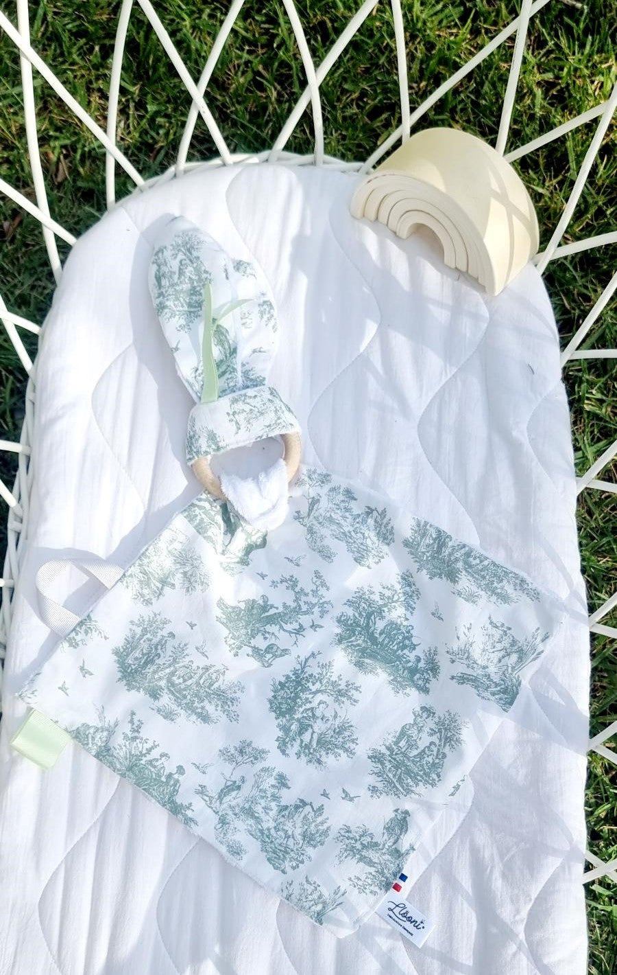 doudou toile jouy blanc vert made in France