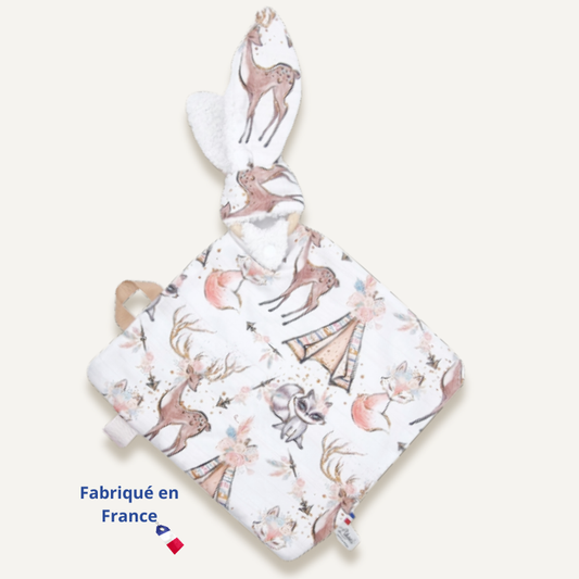 Doudou lapin blanc – imprimé cerfs & tipis Llooni